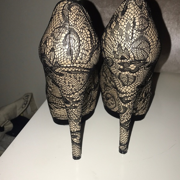 CASADEI LACE PLATFORMS - Picture 2 of 3